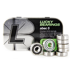 Rolamento para skate da marca Lucky Bearings. O produto possui proteções removíveis para auxiliar na limpeza e na manutenção dos rolamentos. Pack com 8 rolamentos. Produto importado. Classificação ABEC 5.