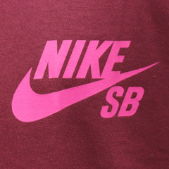 Camiseta Nike SB Mini Logo Bordo na internet