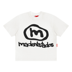 Camiseta Mad Enlatados Mmmmmad White. Tecido 100% algodão. Gramatura: 180 g/m². Estampa em silk screen (serigrafia). Modelagem box.