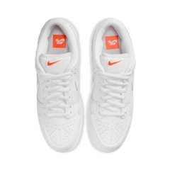 Tênis Nike SB Dunk Low Pro ISO Triple White na internet