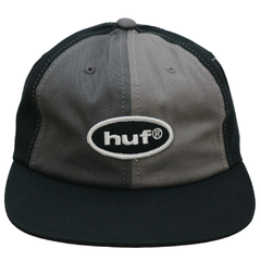 Boné 6 Panel Huf 99' Logo. Confeccionado em 100% algodão. Tamanho único. Aba reta. Ajustável no strapback.