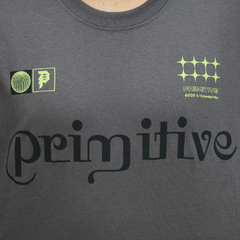 Camiseta Primitive Play Cinza - comprar online