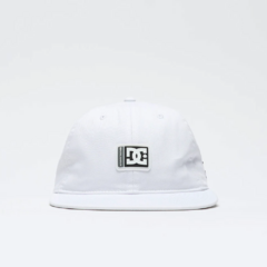 Boné Shanahan Strapback White. Confeccionado em 100% algodão. Fecho ajustável com strapback. Tamanho único.