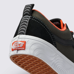 Tênis Vans Old Skool x Spitfire Black Flame