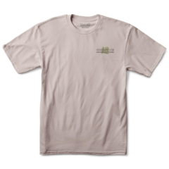 Camiseta Primitive DB Super Victory Trunks Bege. Confeccionada em 100% algodão. Produto importado. 