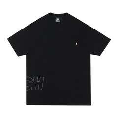 Camiseta High Work Outline Logo Black. Confeccionada em 100% algodão. Estampa em silk. Gola careca canelada.