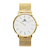 relógio minimalista pulseira aço dourado fundo branco
