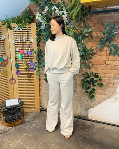Calça flare creme sales