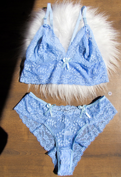 Conjunto Lingerie Renda - Calcinha e Sutiã Azul Bebê