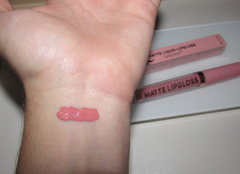 Lip Gloss Matte 02 - comprar online