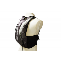 MOCHILA LIVIANA DE HIDRATACION 7 LT NOAF (CT657) - comprar online