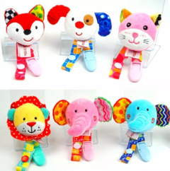 Woody Toys Porta chupete Con Peluche + Sonajero cutie buddies WT57337 - comprar online