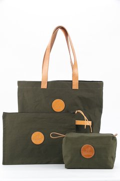 Imagen de TOTE + NECESSAIRE + SOBRE