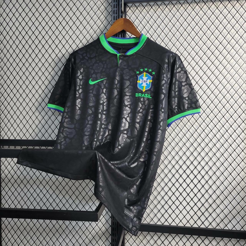 Camisa Seleção Brasileira Preta Detalhes da Onça Copa do Mundo
