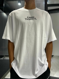 REMERA ENIGMA OVER - comprar online