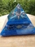 orgonite piramide quéops gigante 27cm com cristal de cianita azul