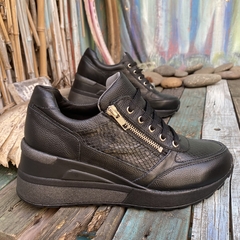 Zapatillas con taco, negras. p02m-2120
