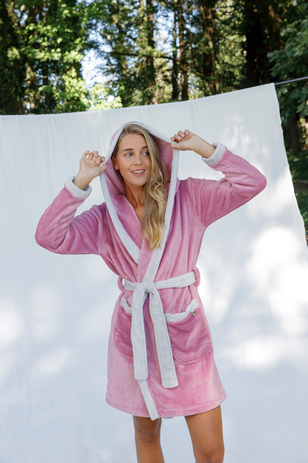 IB124C. Bata polar soft ANIS ROSA CLARA LENCERIA