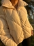 9551. Campera inflable BEIGE CLARO - tienda online