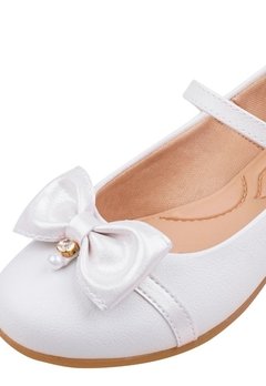 Sapato Infantil Branco Laço Pampili 31 - comprar online