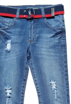 Calça Jeans Azul Cinto Vermelho Mania Kids - comprar online