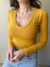 Blusa gola V manga longa - Amarelo Veneza - comprar online