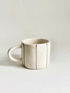 TAZA LINEAS