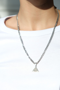 COLLAR TRIANGLE en internet