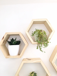 Estante hexagonal estilo nórdico 30 cm - comprar online