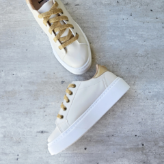 Sneakers Modelo NAPA ORO - comprar online