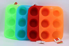 FORMA DE SILICONE PARA CUPCAKE COM 6 CAVIDADES COLORS 24X16X4CM WINCY CLA09163