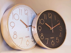 Relógio de Parede Acabamento Rosê Gold - 24,5cm