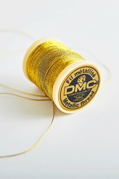 Linha DMC metálica dourada escura na internet