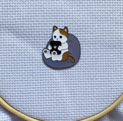 Needle Minder Gatinho no iPad - Ímã para Agulhas - Bordado Studio