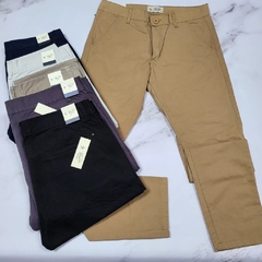 Pantalon Corte Chino Penguin.