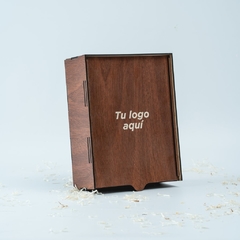 Caja fibroplus 21x12x9 cm con logo en internet