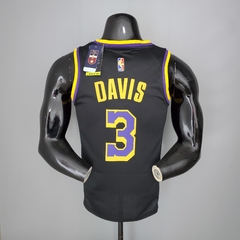 Camisa Los Angeles Lakers Earned Edition Silk - James 23, Davis 3, Bryant 24 na internet