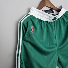 75 anos - Short Boston Celtics na internet