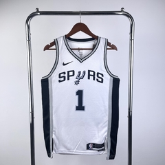 Camisa San Antonio Spurs Silk - Wembanyama 1 Duncan 21, Parker 9, Ginobili 20