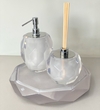 Kit de banheiro 2 peças + bandeja 33cm resina em lapidada de diâmetro cristal com cromado