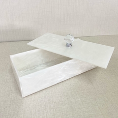 Caixa acrílico Branco perolado com puxador cristal - comprar online