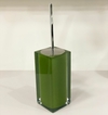 Porta escova sanitária em resina cristal verde musgo com cromado