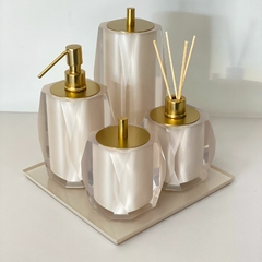 kit de banheiro 4 peças em resina valência + bandeja cristal Marfim com Dourado fosco
