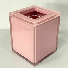 Lixeira vazada em resina cristal rosa chá - comprar online