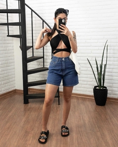 Short Mom Jeans Cintura Alta Escuro Babiwood