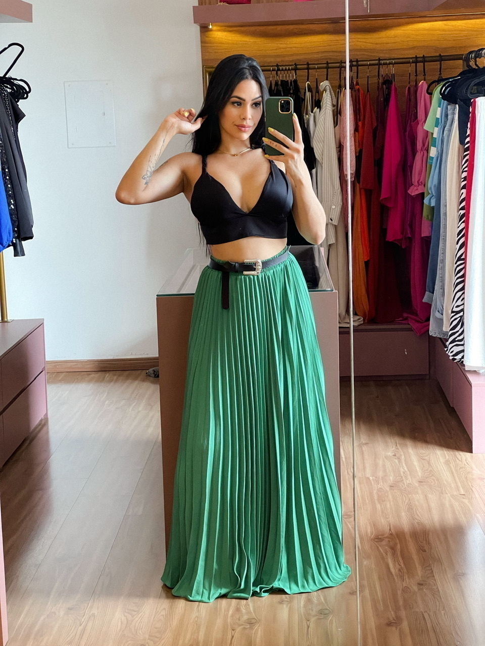 Saia plissada verde best sale longa