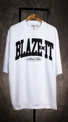 Remera Blaze It Blanco - comprar online