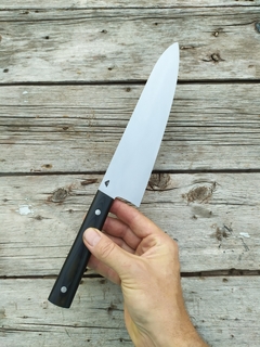 Super Gyuto Da Lavoro inox Sandvik y micarta oscura veteada