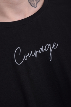 Remera compage Oversize - Valkymia - comprar online