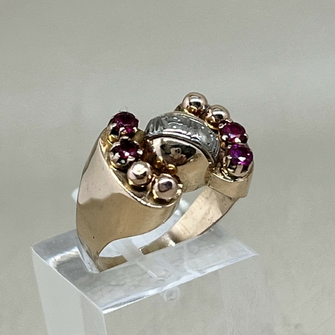 Anillo Antiguo Chevalier oro 18k con Rubies 3 8g